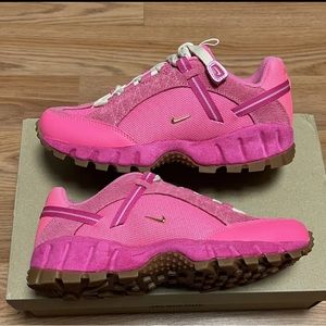 Nike x Jacquemus Wmns Air Humara LX "Pink Flash"